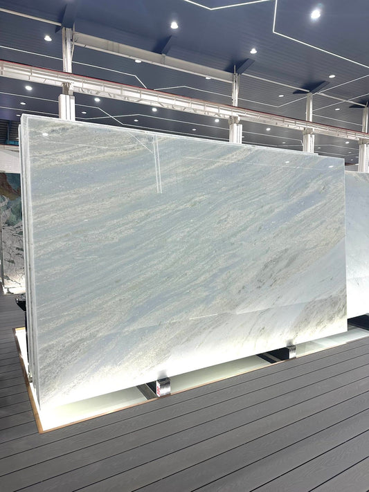 BLUE-CRYSTAL-02