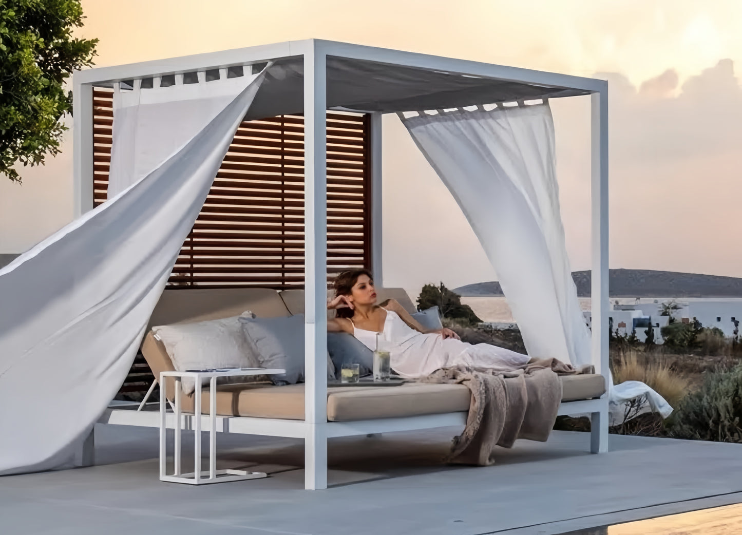 Outdoor Vibricius